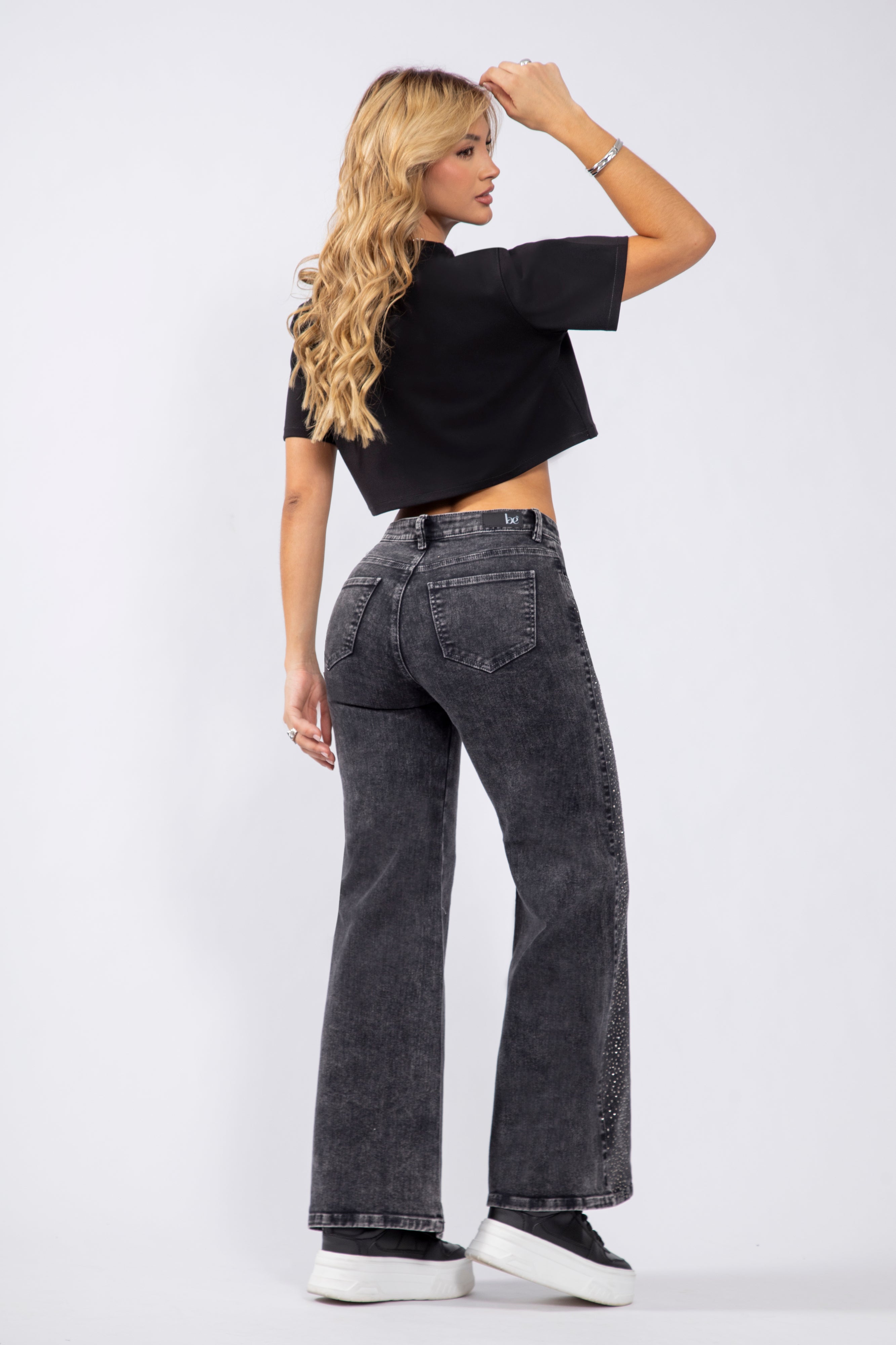 PANTALON WIDE GRIS HUMO CON BRILLOS