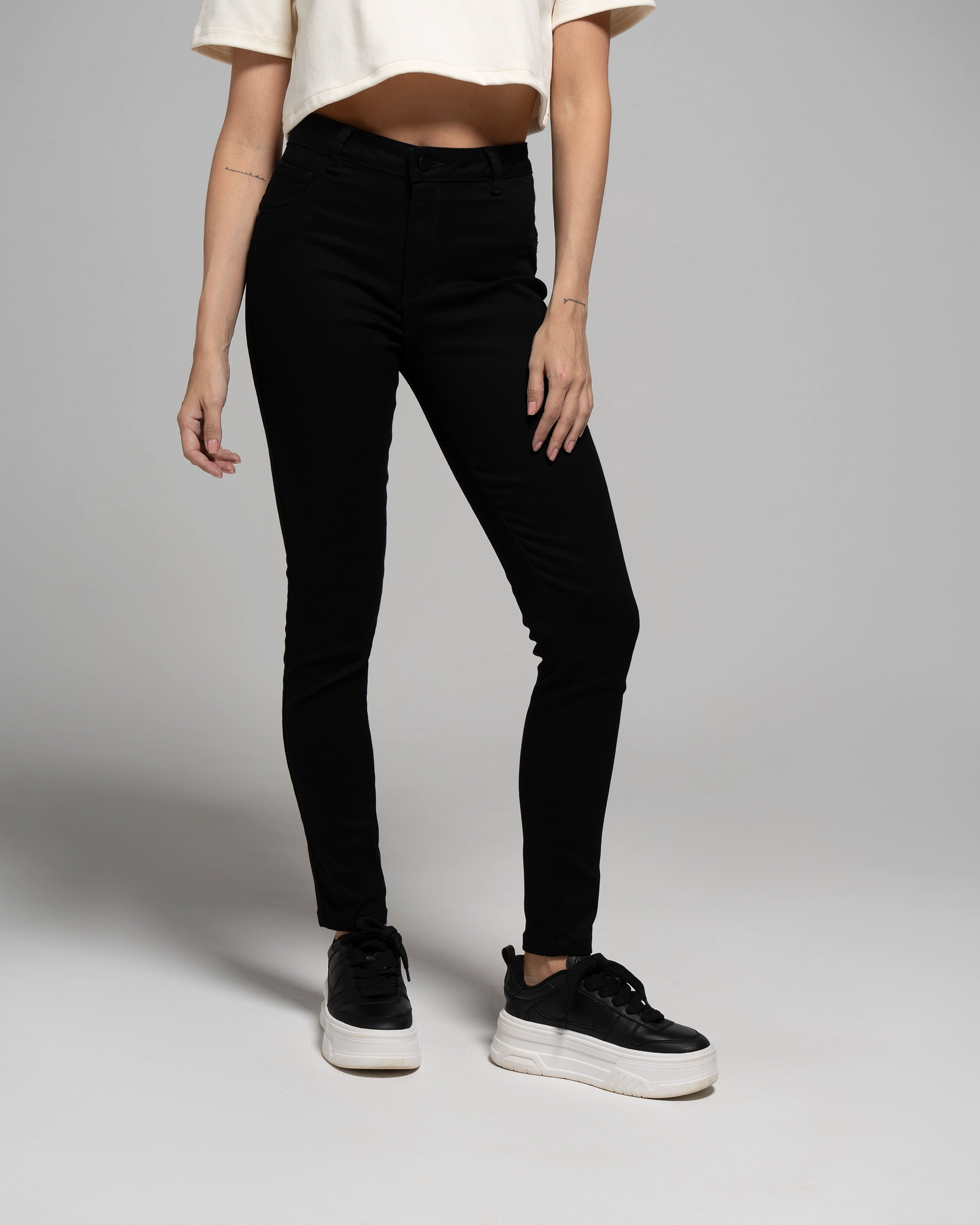 SKINNY NEGRO