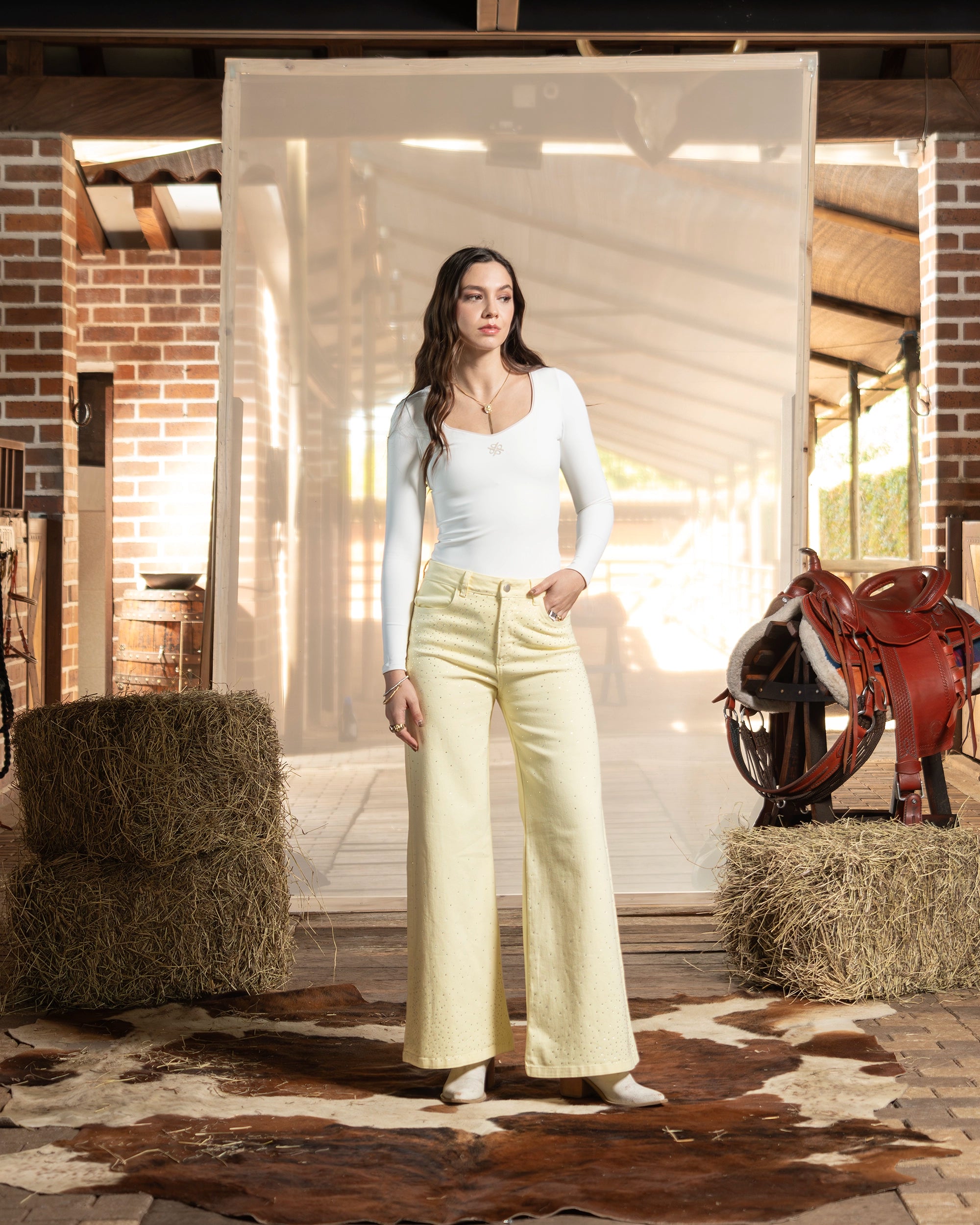 PANTALON WIDE BUTTER CON BRILLOS - UP FEMME