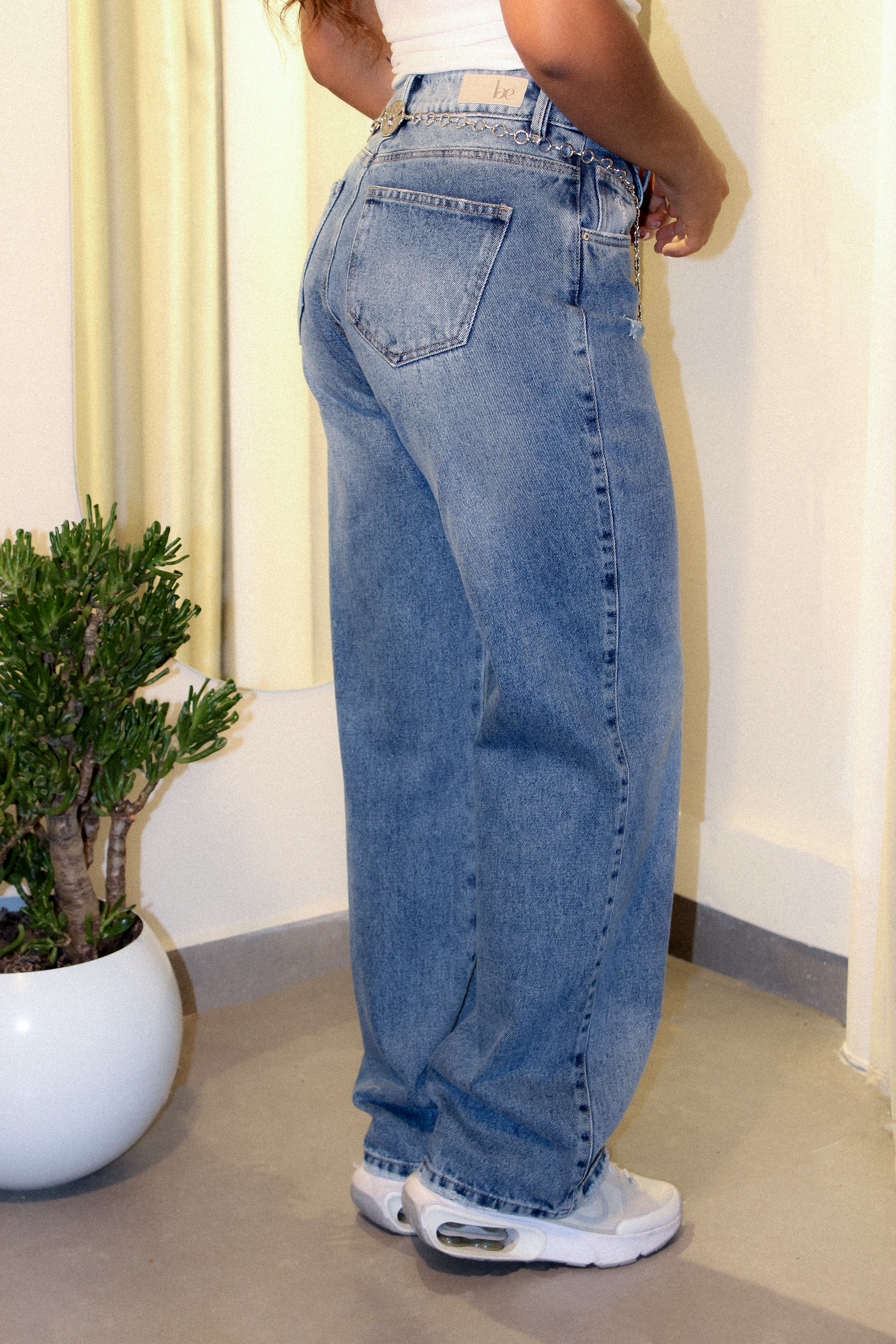 JEAN STRAIGHT LEG AZUL MEDIO